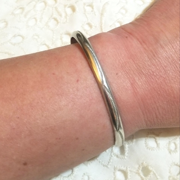 Vintage Jewelry - Navajo TAHE Vintage Sterling Wave Pattern Cuff Bracelet